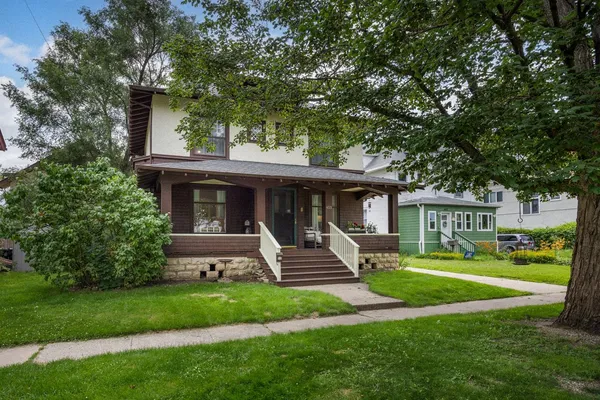 $219,900 | 453 Central, Beloit, WI 53511