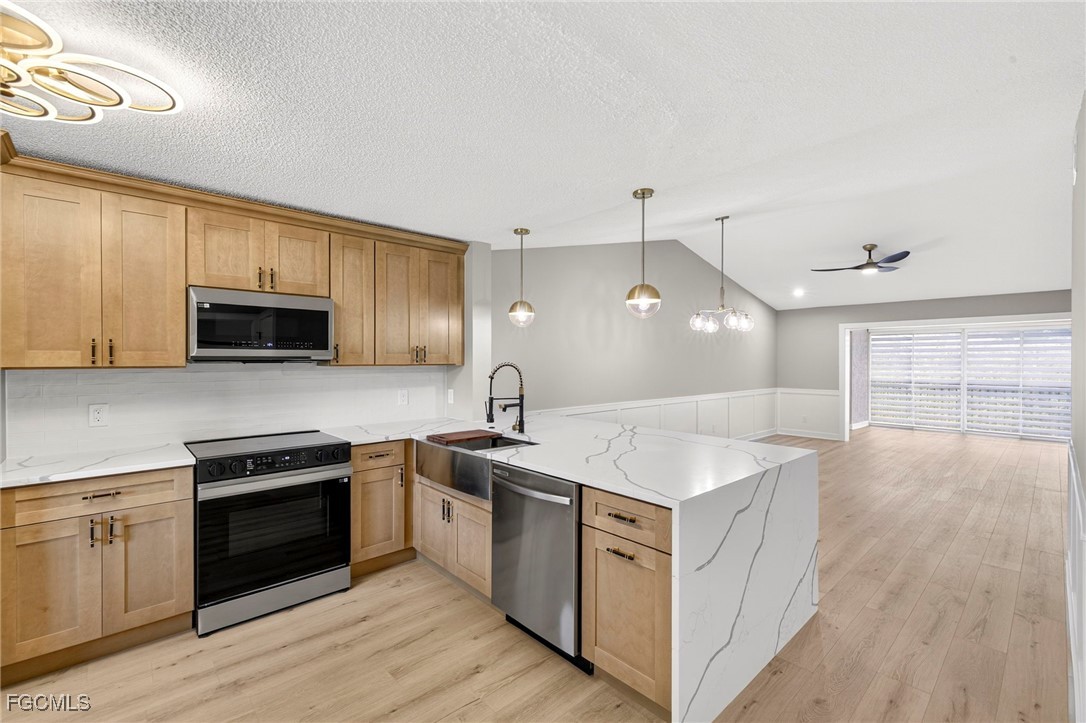 7761 Jewel Lane, Unit 202 Naples, FL 34109 - Photo 11 of 37