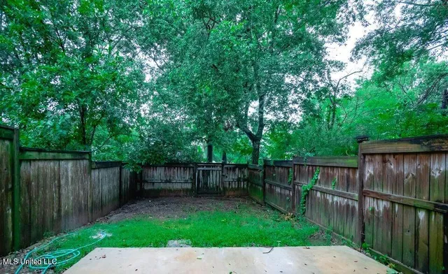 $1,800 | 807 Planters Point Drive, Canton, MS 39046