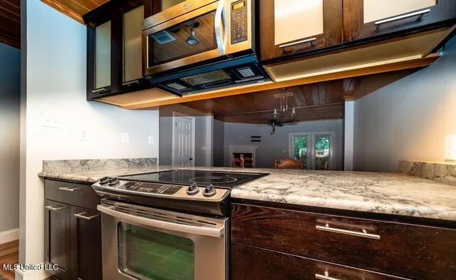 $1,800 | 807 Planters Point Drive, Canton, MS 39046