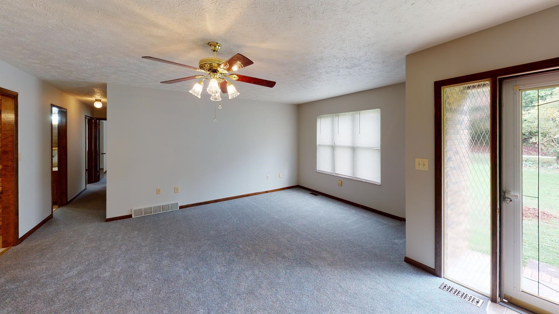 4103 Blue Sulphur Road Ona, WV 25545 - Photo 9 of 30 Gallery Image 9