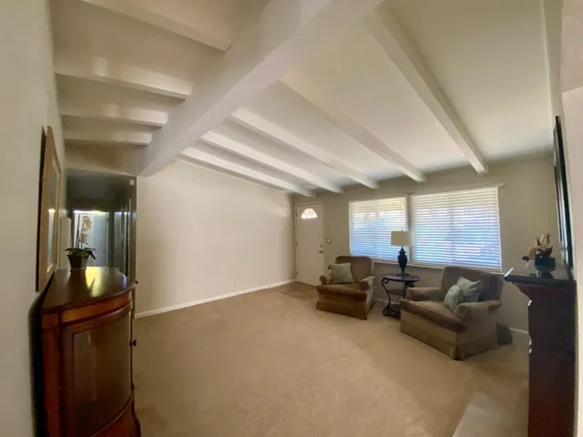 a view of livingroom with furniture