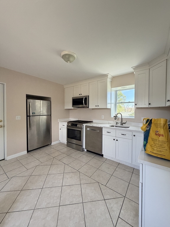 6 Edwards Place, Unit 2 Chelmsford, MA 01863 - Photo 9 of 40
