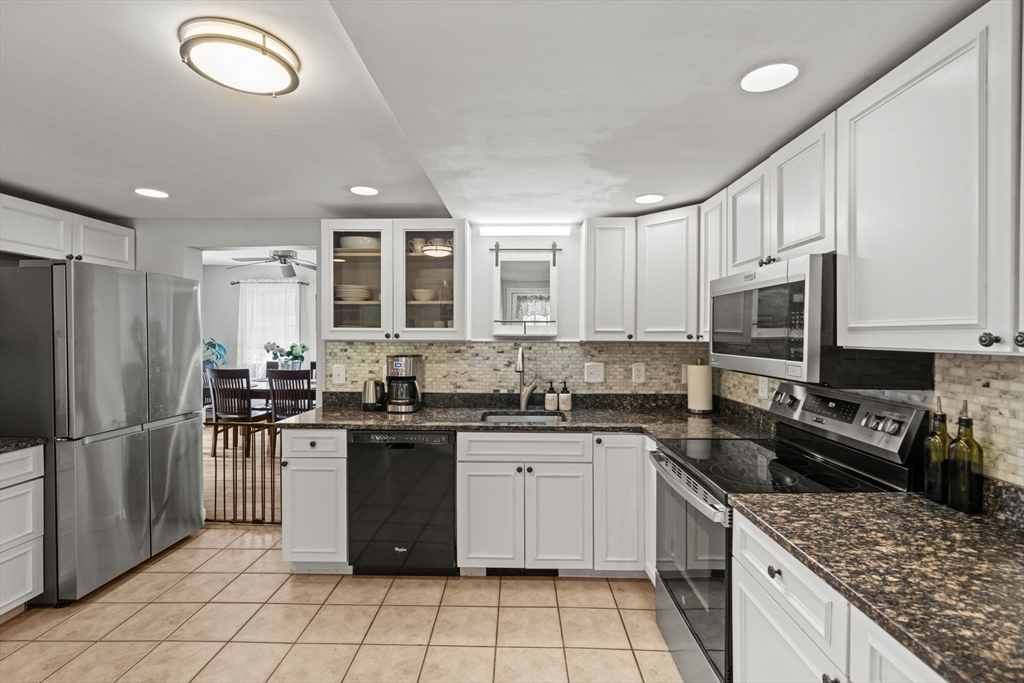 718 R Cabot Street Beverly, MA 01915 - Photo 9 of 38