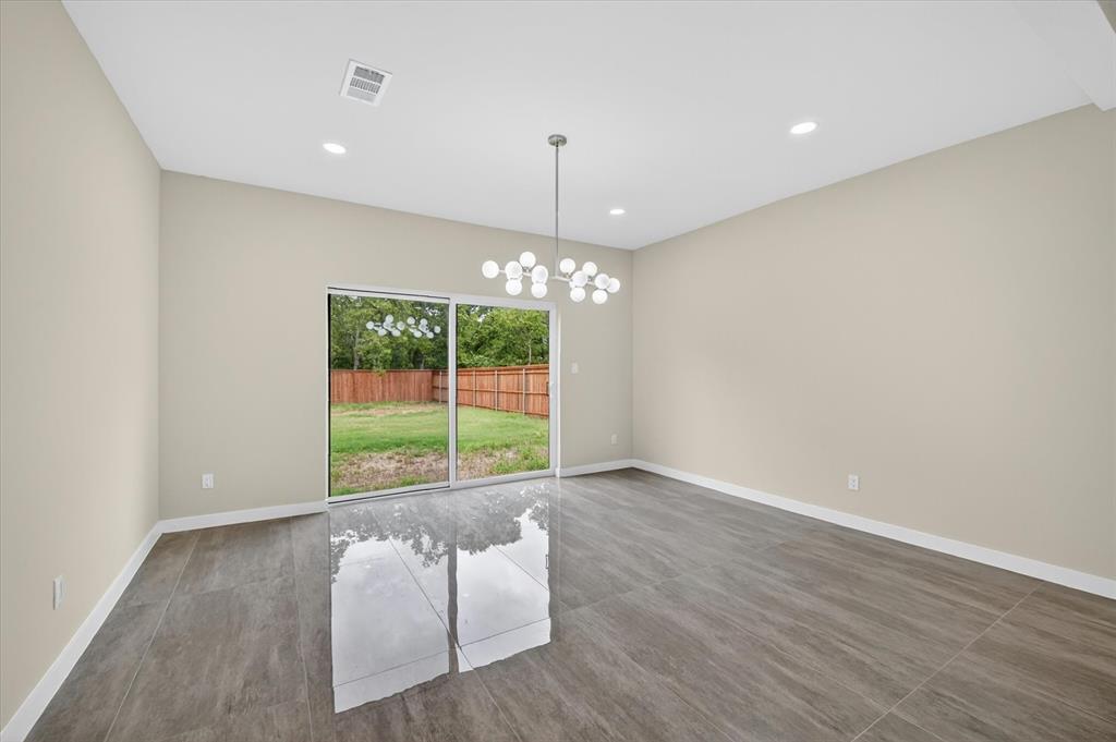 115 Rolston Road Irving, TX 75060 - Photo 10 of 30