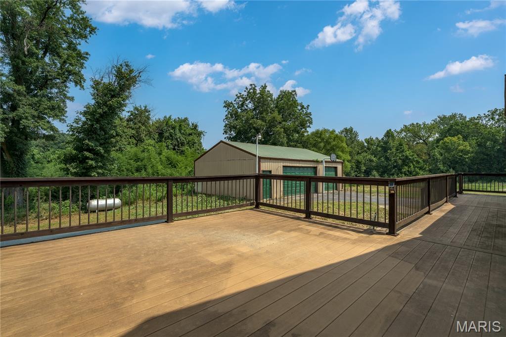 5171 Old Alton Edwardsville Road Edwardsville, IL 62025 - Photo 13 of 73