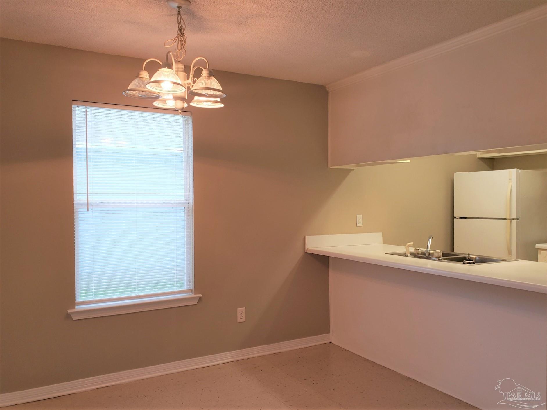 5222 Medina Road, Unit B Pensacola, FL 32507 - Photo 4 of 11