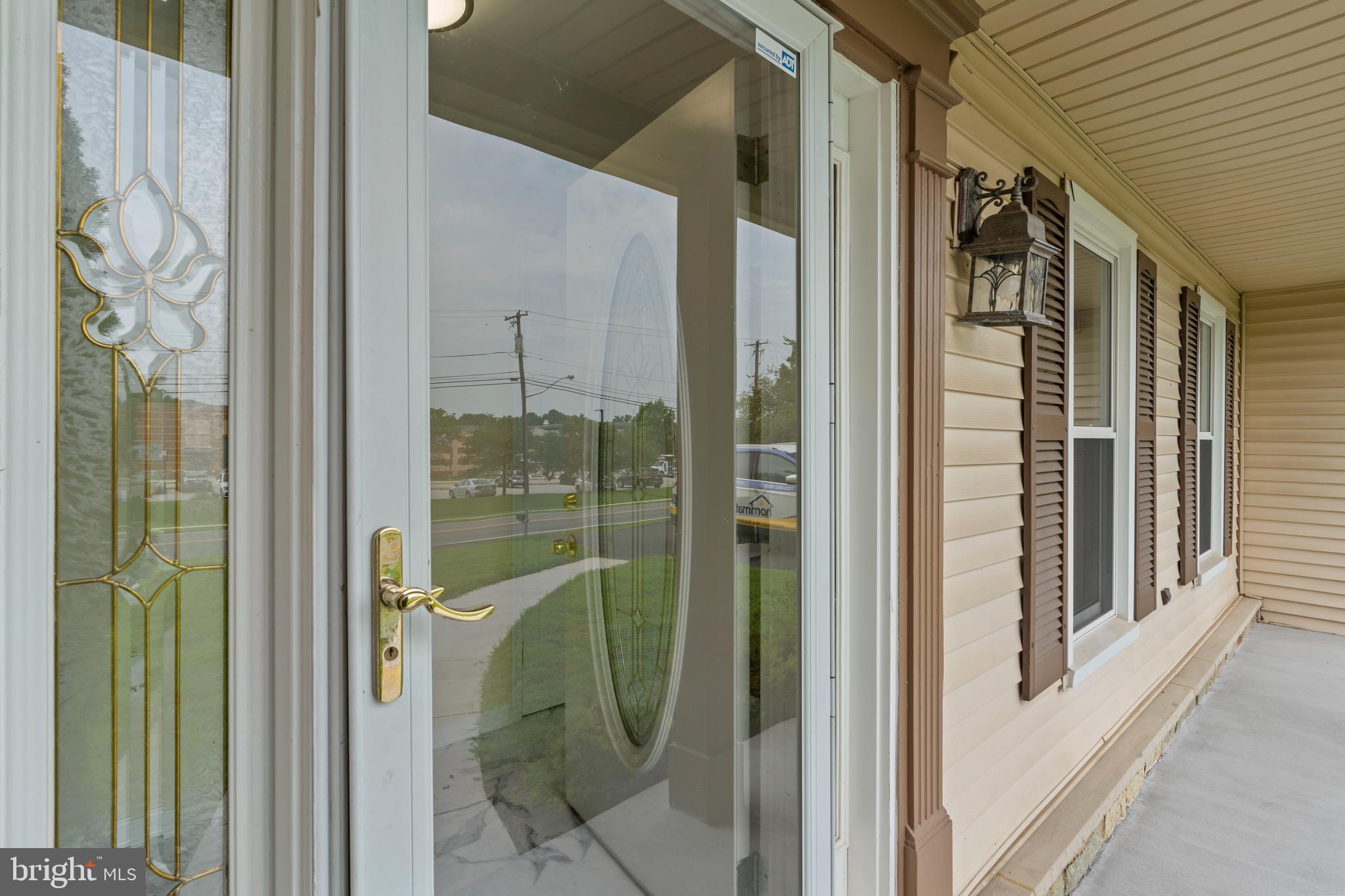 17004 Cashell Road Rockville, MD 20853 - Photo 3 of 80