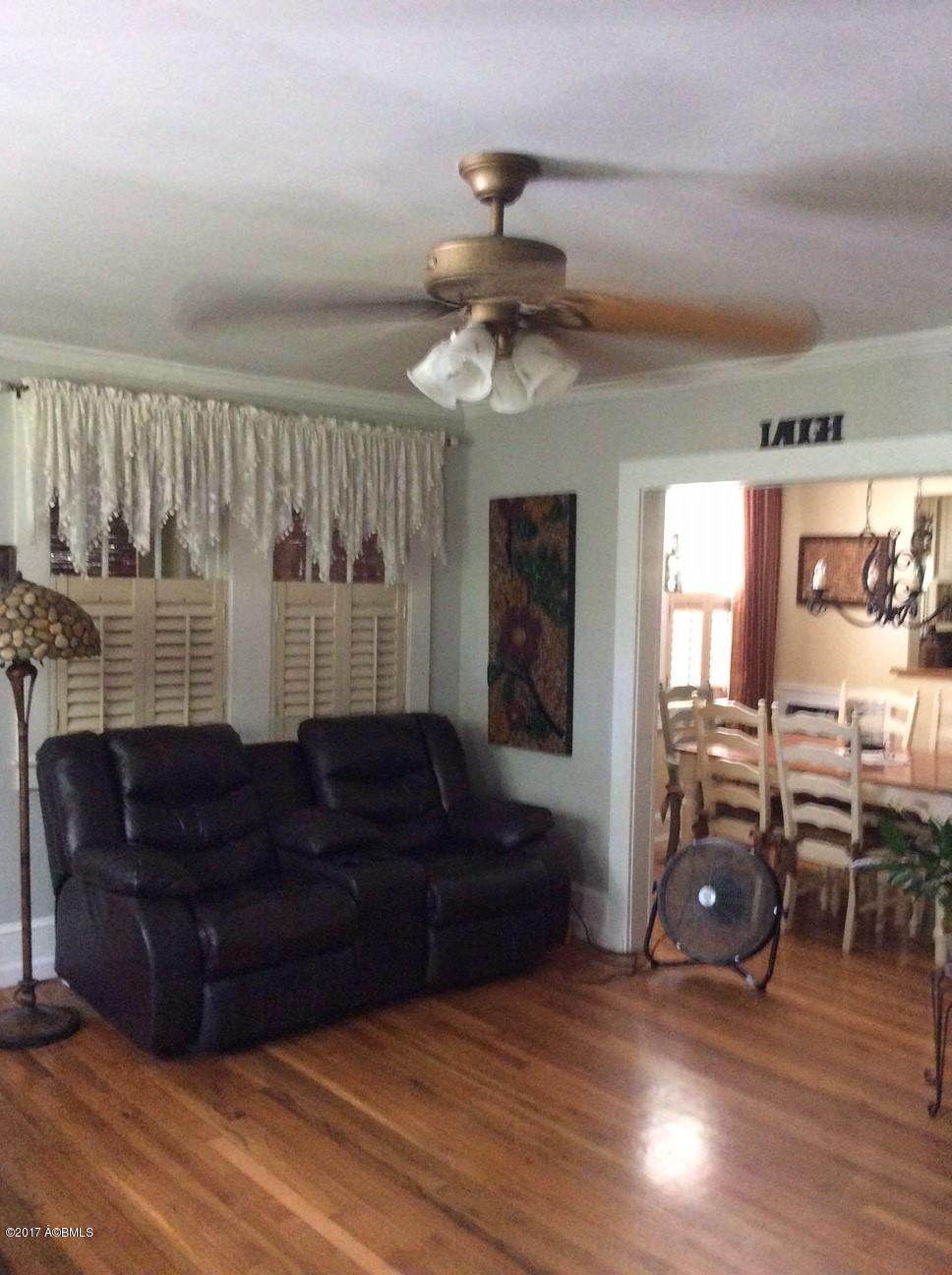 413 Lightsey Street Hampton, SC 29924 - Photo 4 of 23 IMG_0421