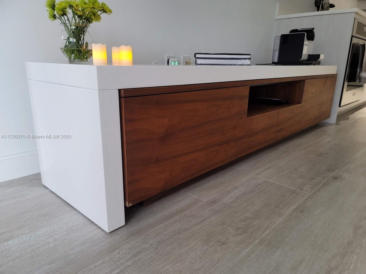 55 Southwest 9th Street, Unit 2709 Miami, FL 33130 - Photo 2 of 16