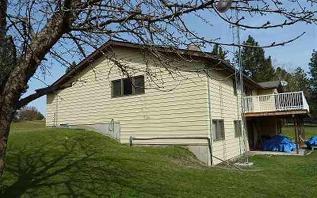 4717 South Chapman Road Greenacres, WA 99016 - Photo 1 of 8