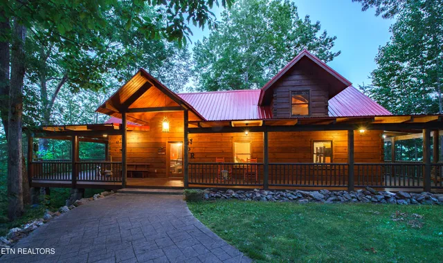 $895,900 | 115 Martin Road, Tellico Plains, TN 37385