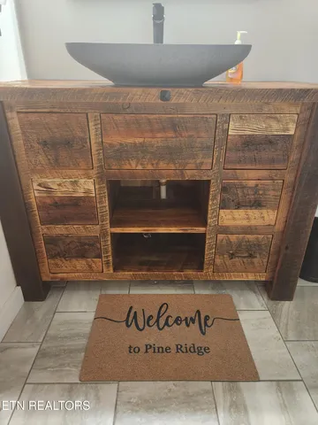 $895,900 | 115 Martin Road, Tellico Plains, TN 37385