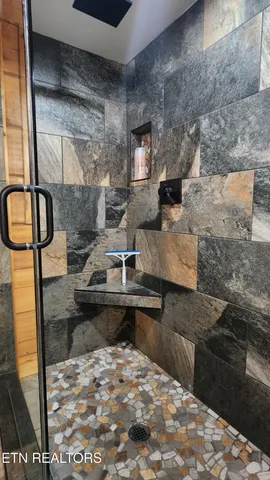 $895,900 | 115 Martin Road, Tellico Plains, TN 37385