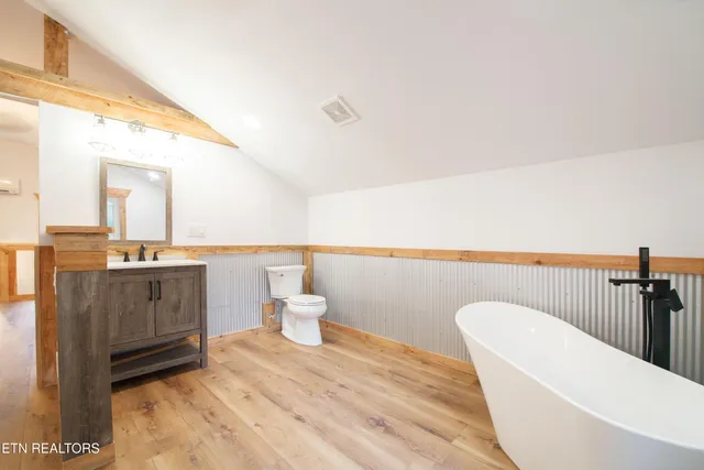 $895,900 | 115 Martin Road, Tellico Plains, TN 37385