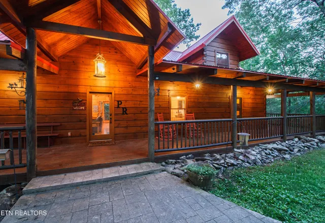 $895,900 | 115 Martin Road, Tellico Plains, TN 37385