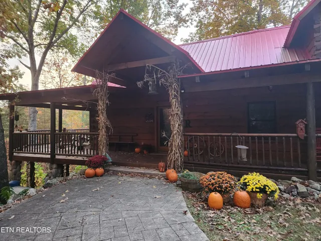 $895,900 | 115 Martin Road, Tellico Plains, TN 37385