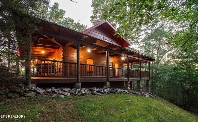 $895,900 | 115 Martin Road, Tellico Plains, TN 37385