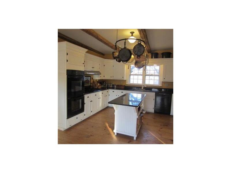 593 Gardiner Road Dresden, ME 04342 - Photo 4 of 24 Kitchen.
