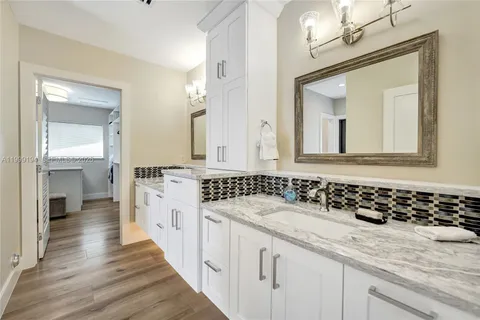 $3,500,000 | 2832 Northeast 26th Street, Fort Lauderdale, FL 33305