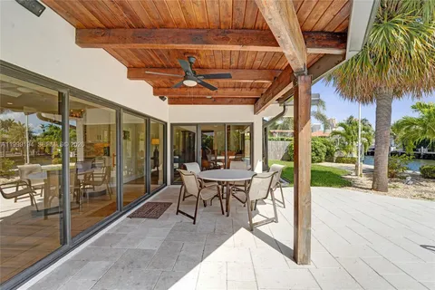 $3,500,000 | 2832 Northeast 26th Street, Fort Lauderdale, FL 33305