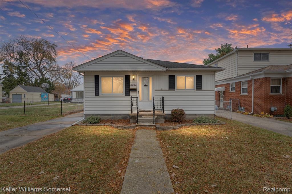 7263 Henry Street Center Line, MI 48015 - Photo 1 of 24