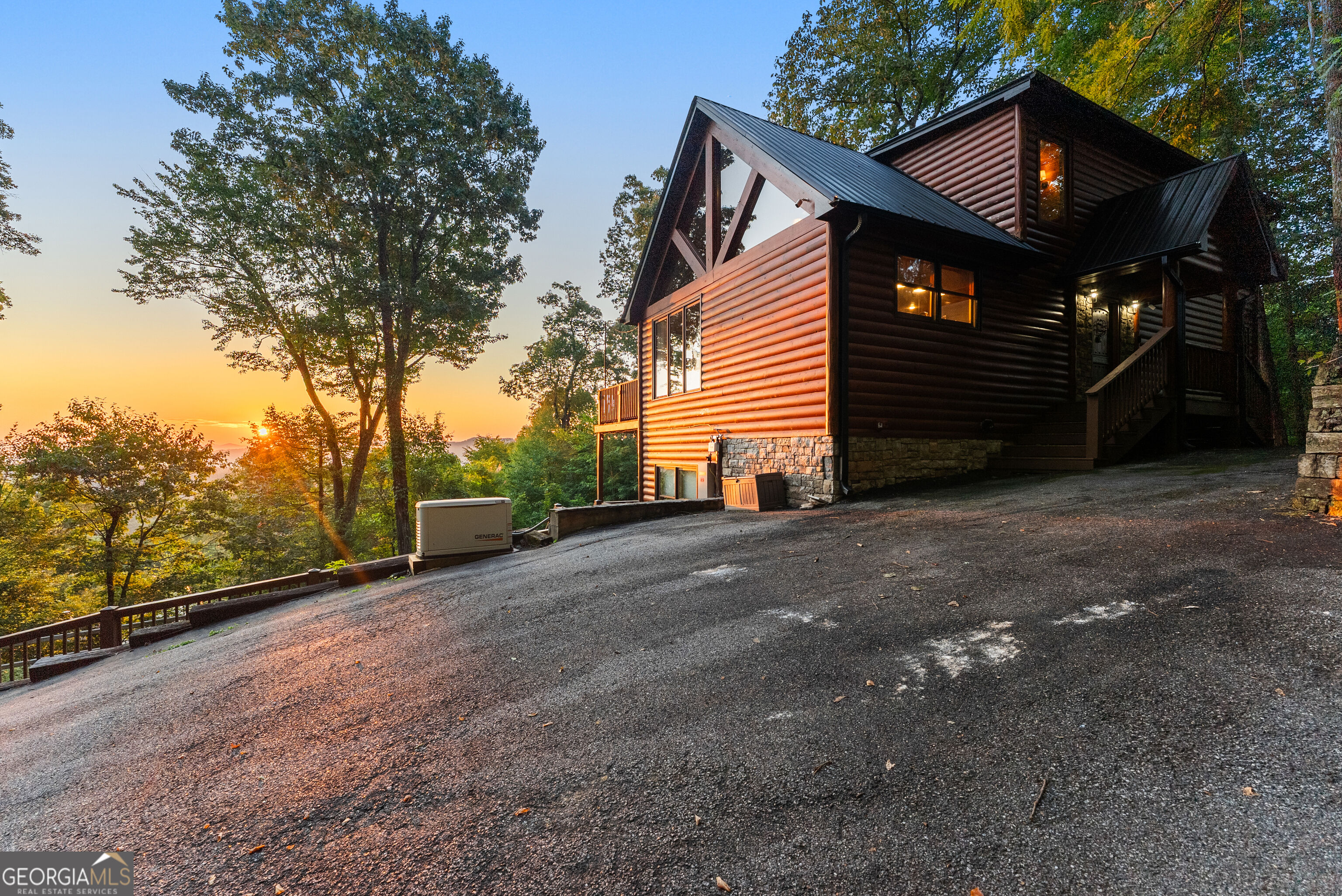 144 Point Of View Blue Ridge, GA 30513 - Photo 3 of 68 Gallery Image 3