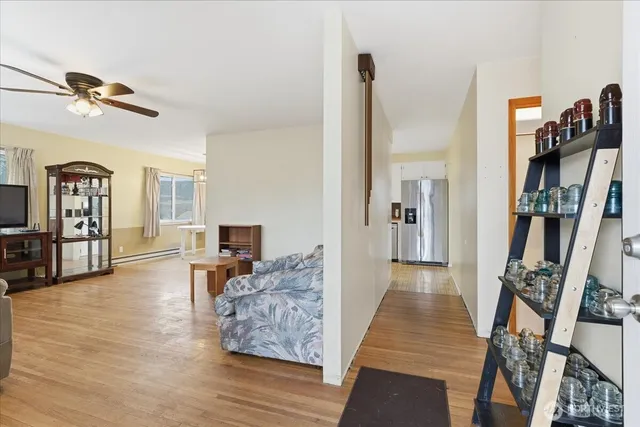 $290,000 | 118 Washington Place, Electric City, WA 99123