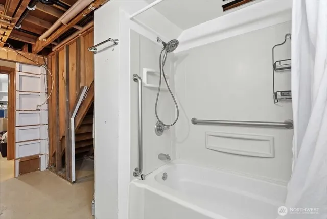 $290,000 | 118 Washington Place, Electric City, WA 99123