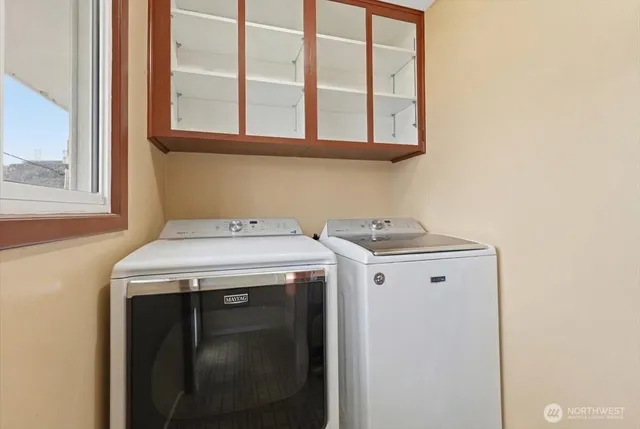 $290,000 | 118 Washington Place, Electric City, WA 99123