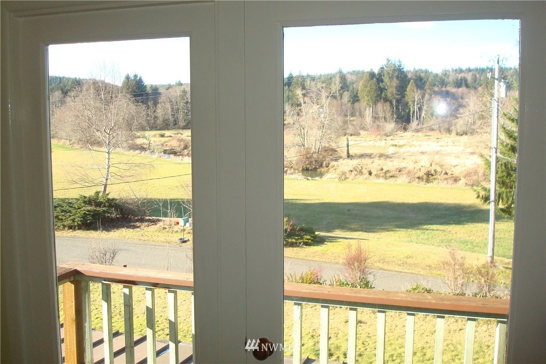 25 Riverside Road East Aberdeen, WA 98520 - Photo 2 of 12 Gallery Image 2