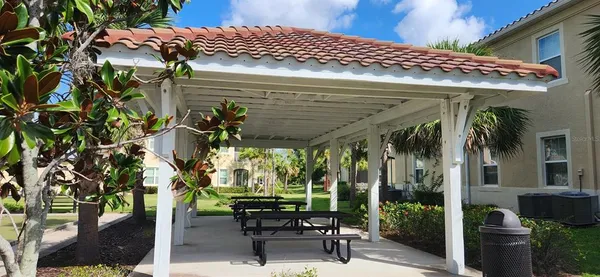 $2,200 | 8220 Enclave Way, Unit 101, Sarasota, FL 34243