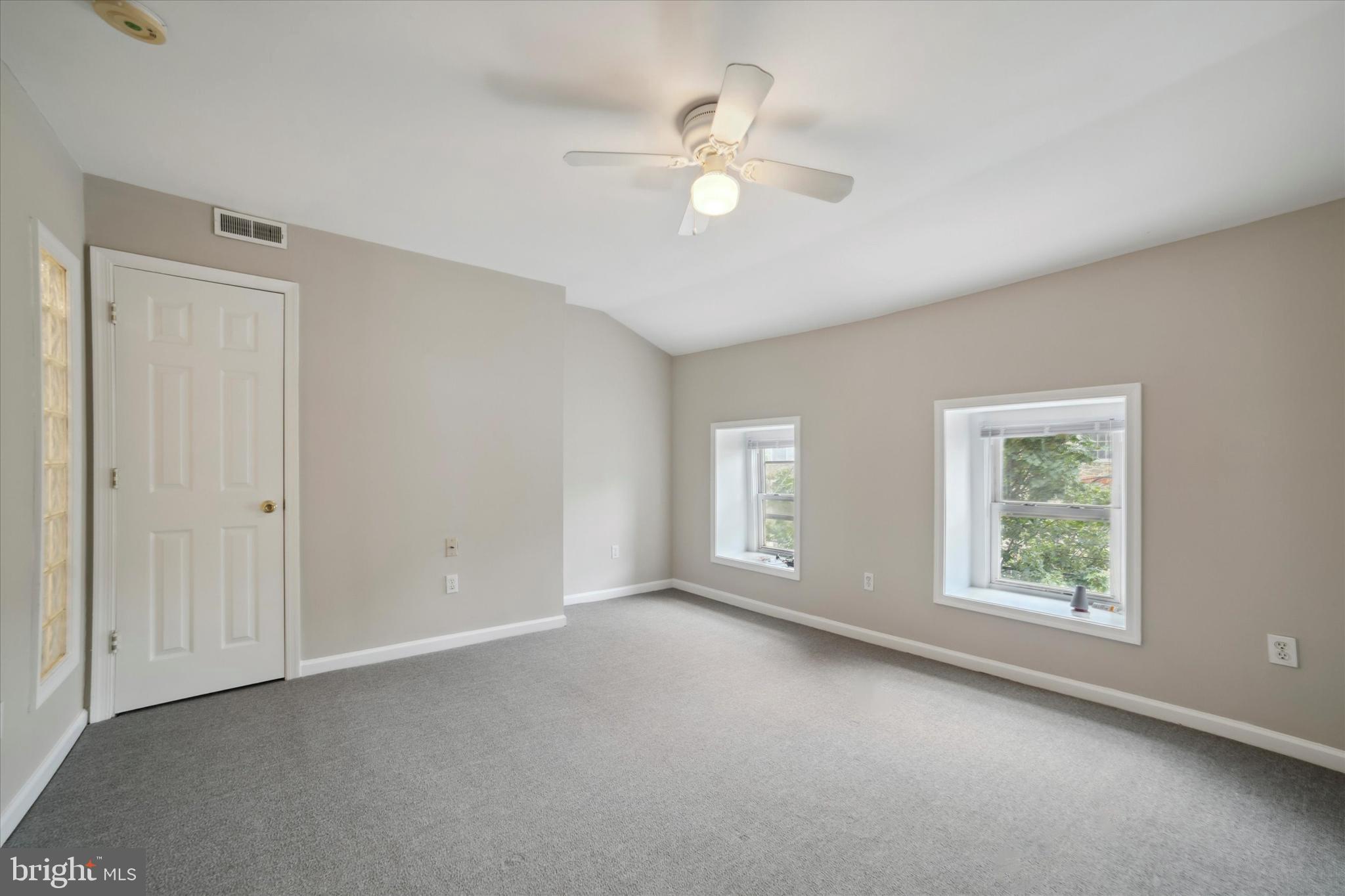 4111 Main Street, Unit B Philadelphia, PA 19127 - Photo 10 of 15