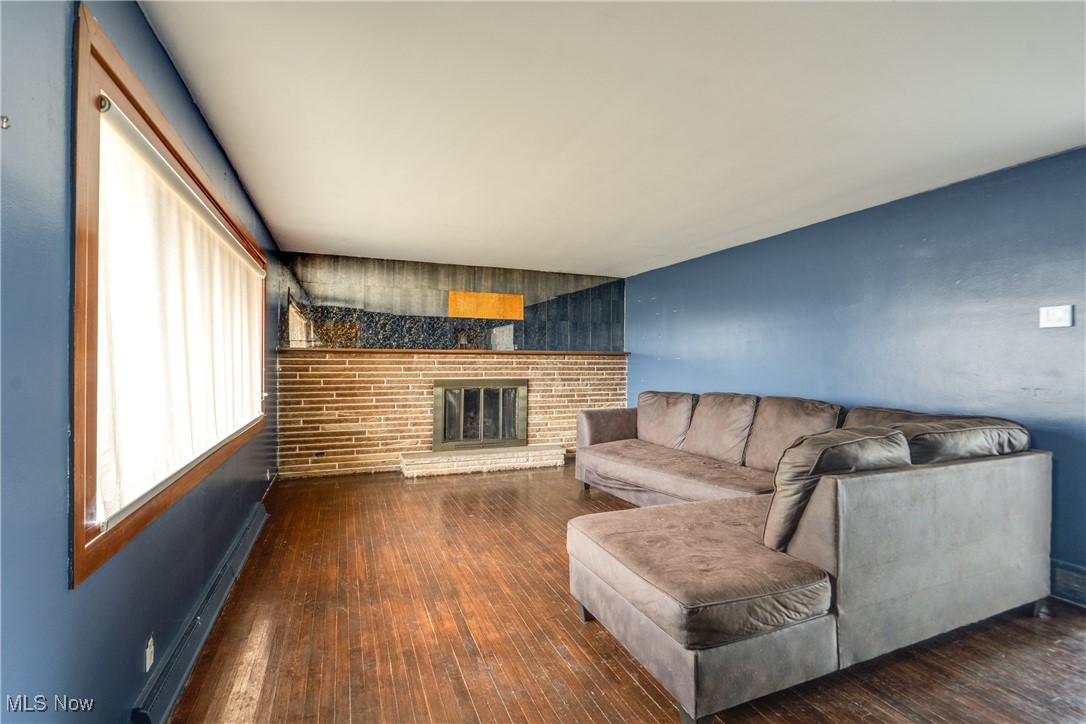 1246 Raff Road Southwest Canton, OH 44710 - Photo 3 of 24 Gallery Image 3