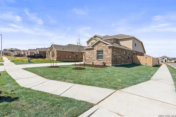 $2,825 | 104 Mayacama Loop, San Marcos, TX 78666