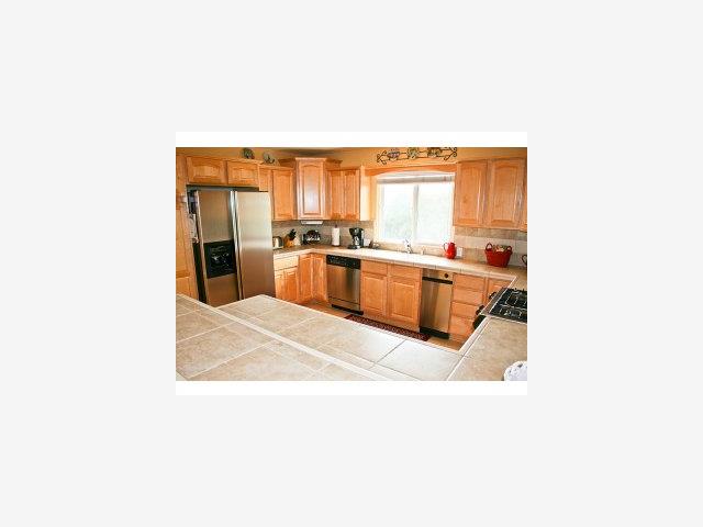 212 Bayhill Road Watsonville, CA 95076 - Photo 4 of 8 Gallery Image 4