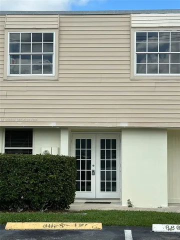 $2,400 | 6601 Winfield Boulevard, Unit A 5, Margate, FL 33063