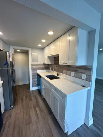 $2,300 | 6601 Winfield Boulevard, Unit A 5, Margate, FL 33063
