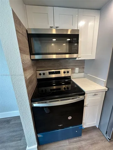 $2,400 | 6601 Winfield Boulevard, Unit A 5, Margate, FL 33063