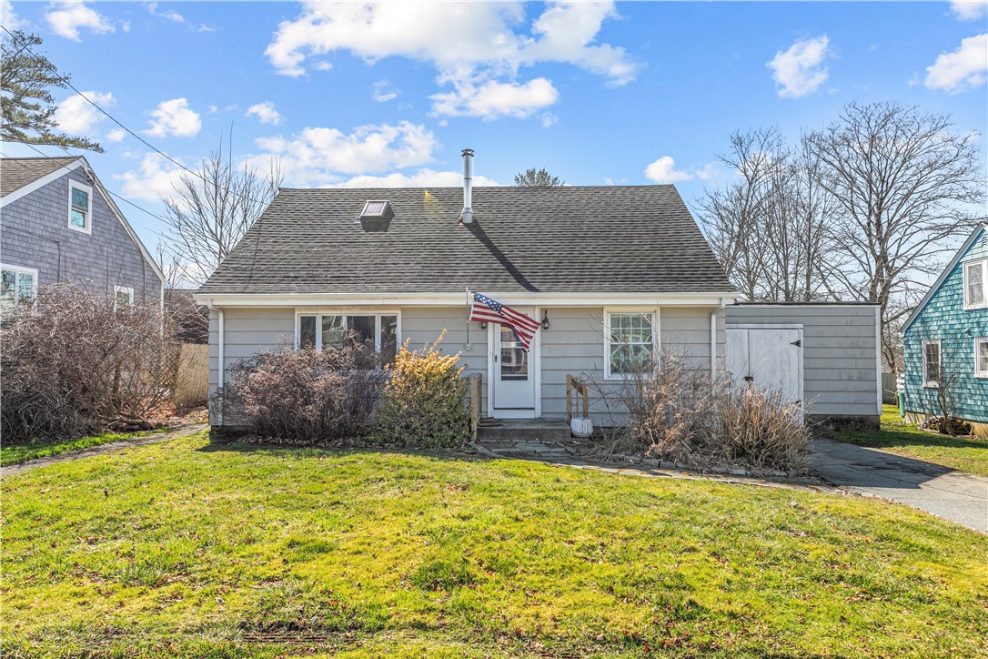 31 Reed Street Tiverton, RI 02878 - Photo 3 of 32