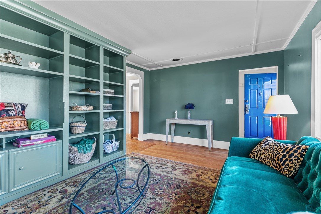 31 Reed Street Tiverton, RI 02878 - Photo 5 of 32