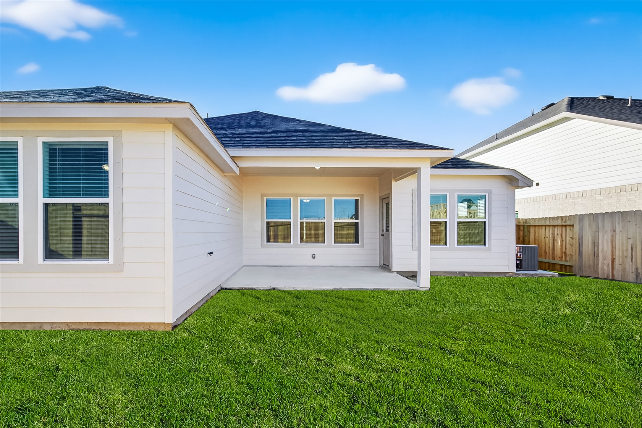 2118 Spring Hollow Drive Baytown, TX 77521 - Photo 37 of 41