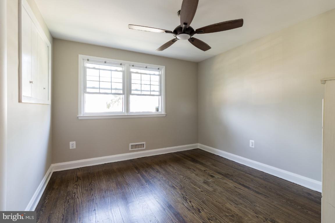 11 Croftley Road Lutherville-Timonium, MD 21093 - Photo 24 of 42 Third Bedroom