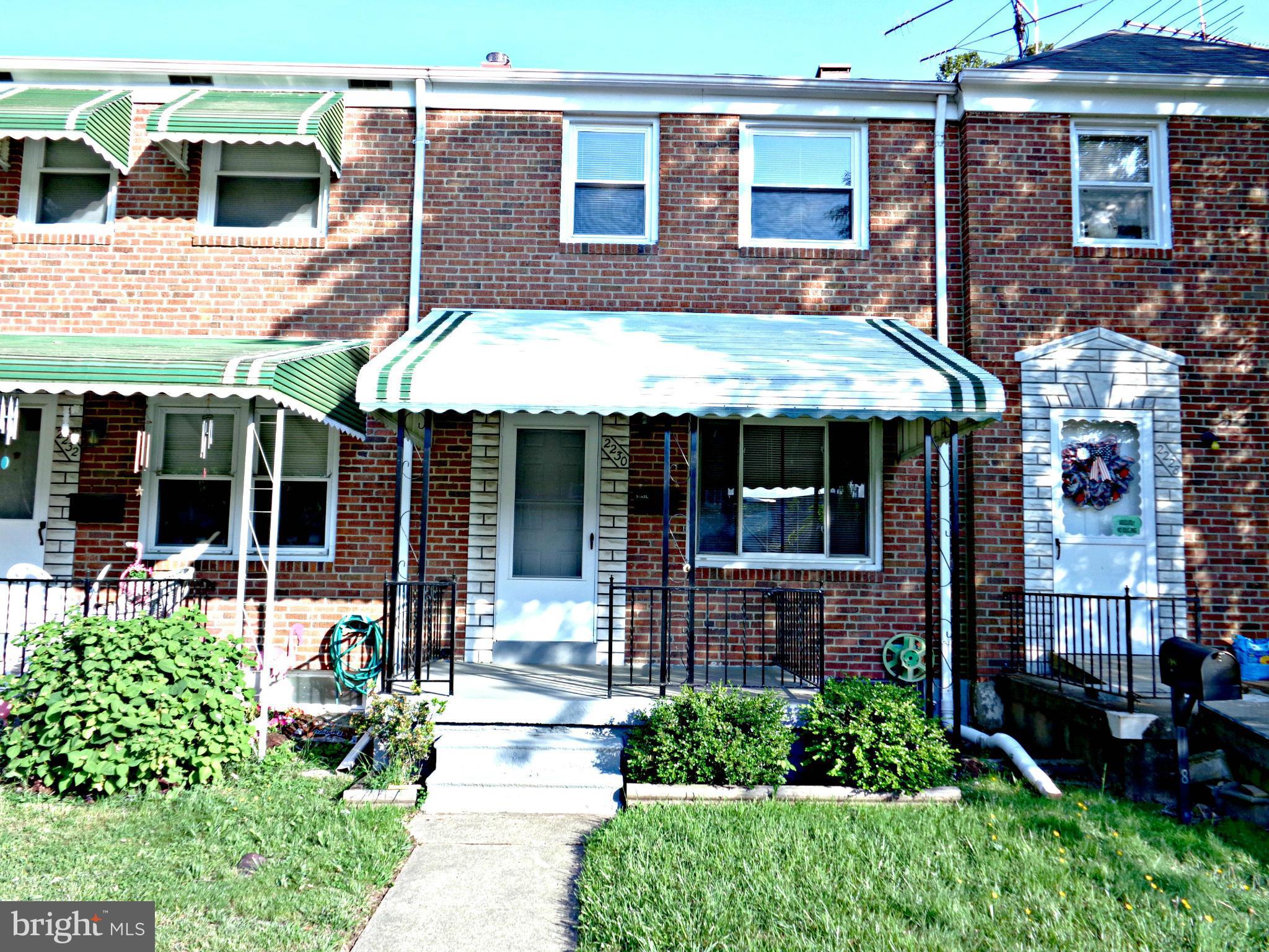 Exterior (Front)