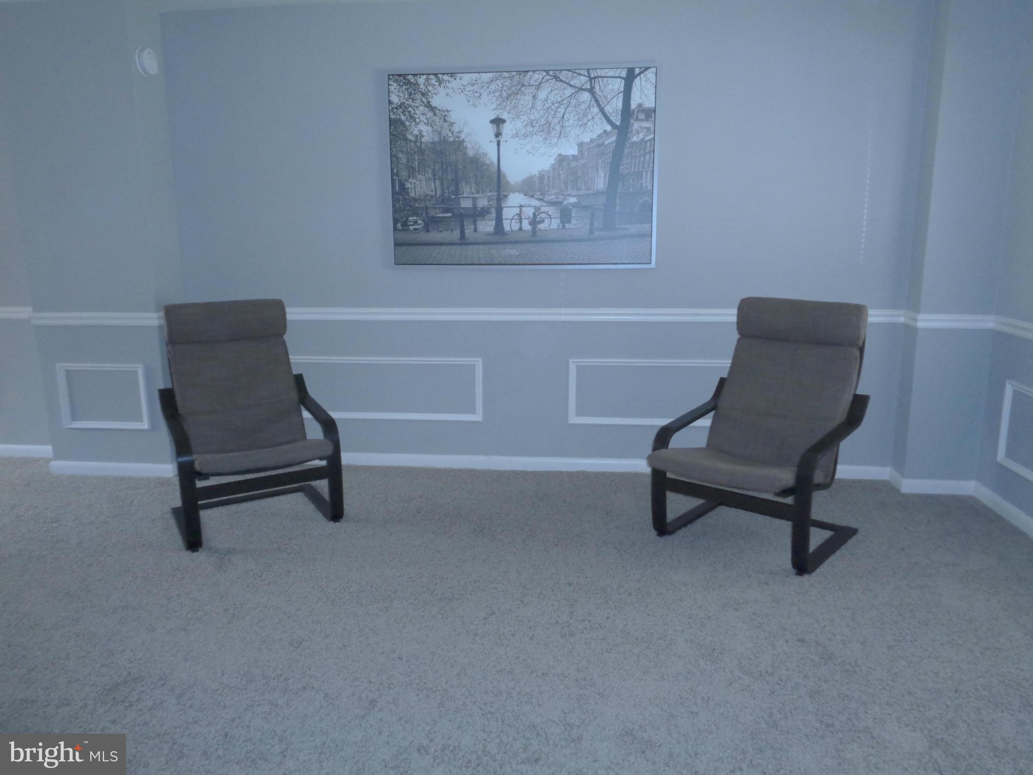 2230 Southorn Road Baltimore, MD 21220 - Photo 3 of 25 Living Room