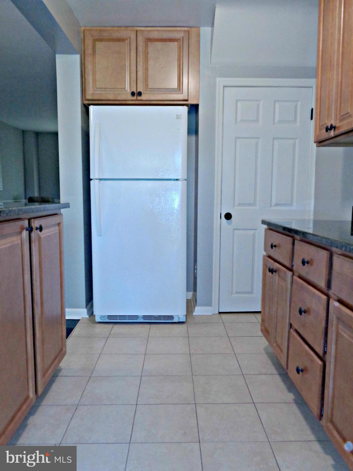 2230 Southorn Road Baltimore, MD 21220 - Photo 7 of 25 Kitchen