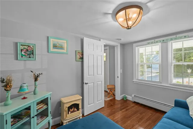 $669,900 | 181 Highland Avenue, Warwick, RI 02886