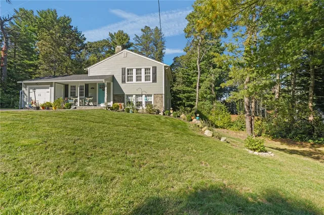 $669,900 | 181 Highland Avenue, Warwick, RI 02886