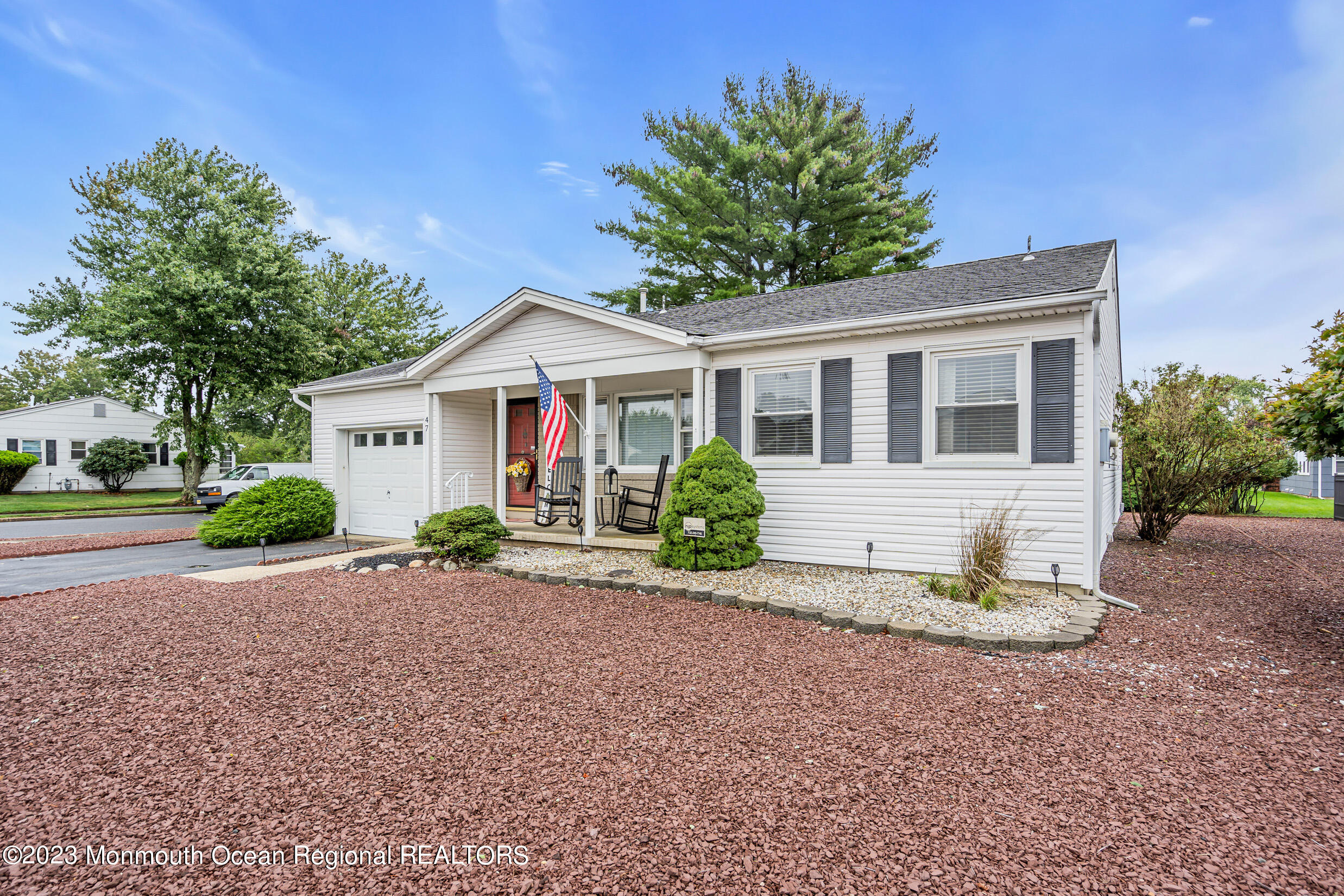 47 Carlisle Road Toms River, NJ 08757 - Photo 2 of 40 1 (4)
