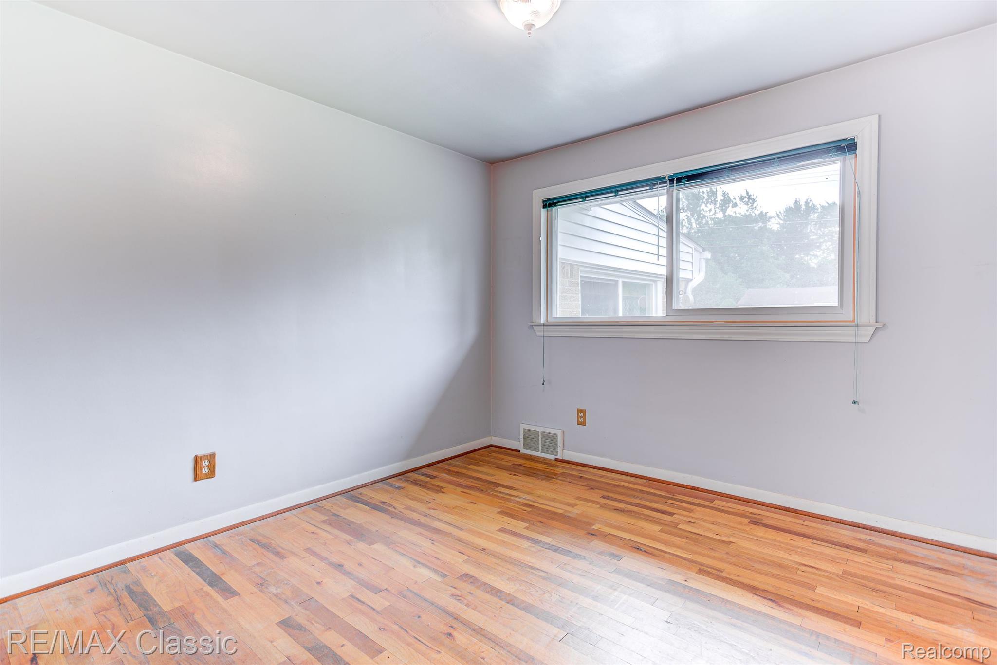 47215 West 11 Mile Road Novi, MI 48374 - Photo 16 of 41 Gallery Image 16